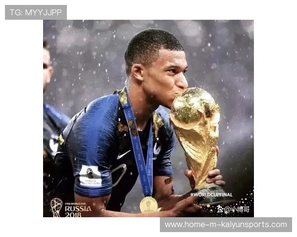 姆巴佩底线假动作过人，骗过门将后分球给贝林厄姆